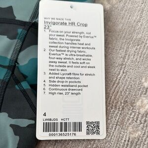 Invigorate HR Crop 23" in Green and Black